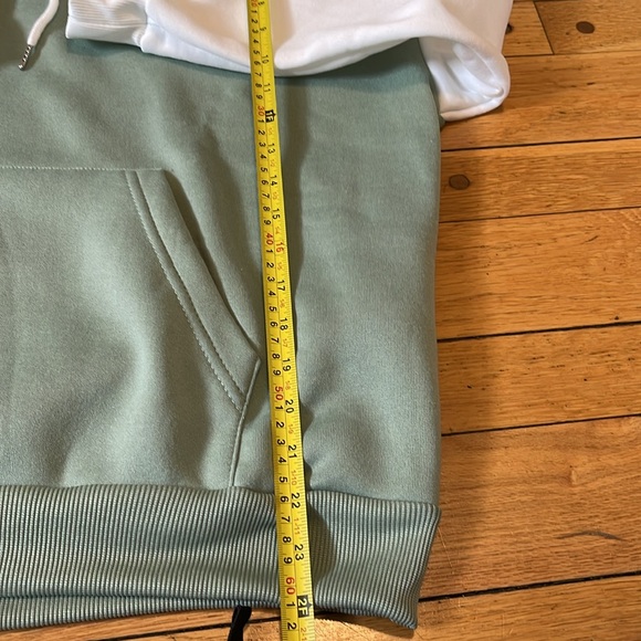 Shein Sweatshirt, Size Medium - Picture 7 of 7